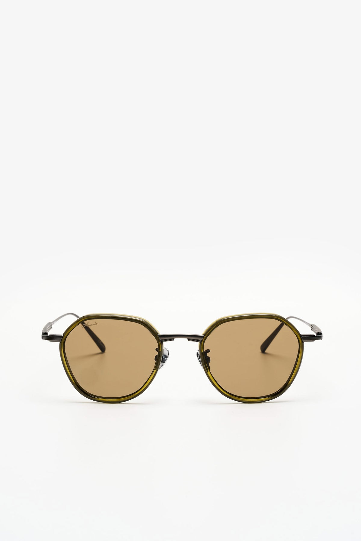 #COLOR_PARD · BROWN