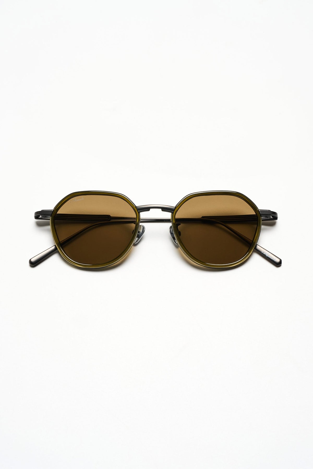 #COLOR_PARD · BROWN
